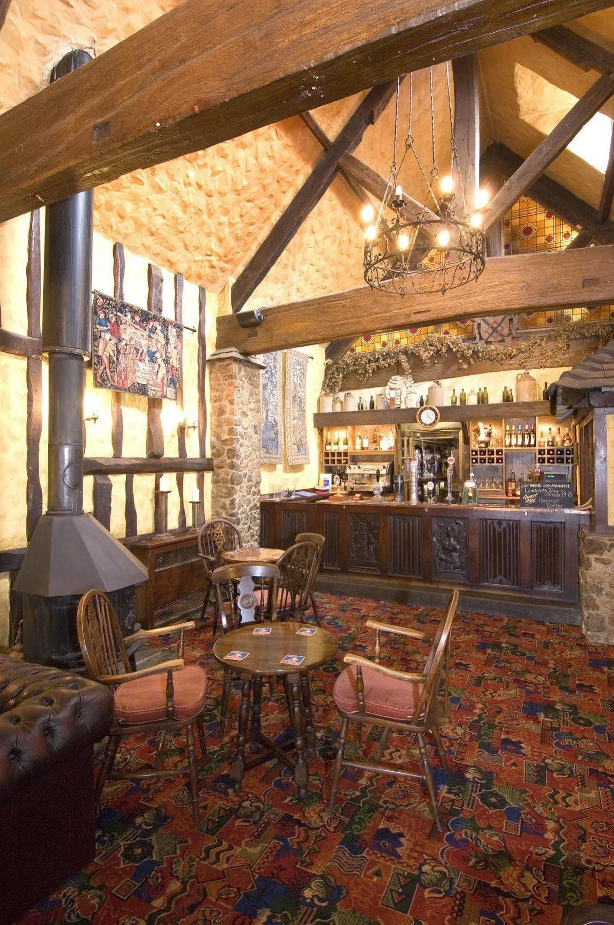 The Horseshoe Inn Herstmonceux Exterior photo