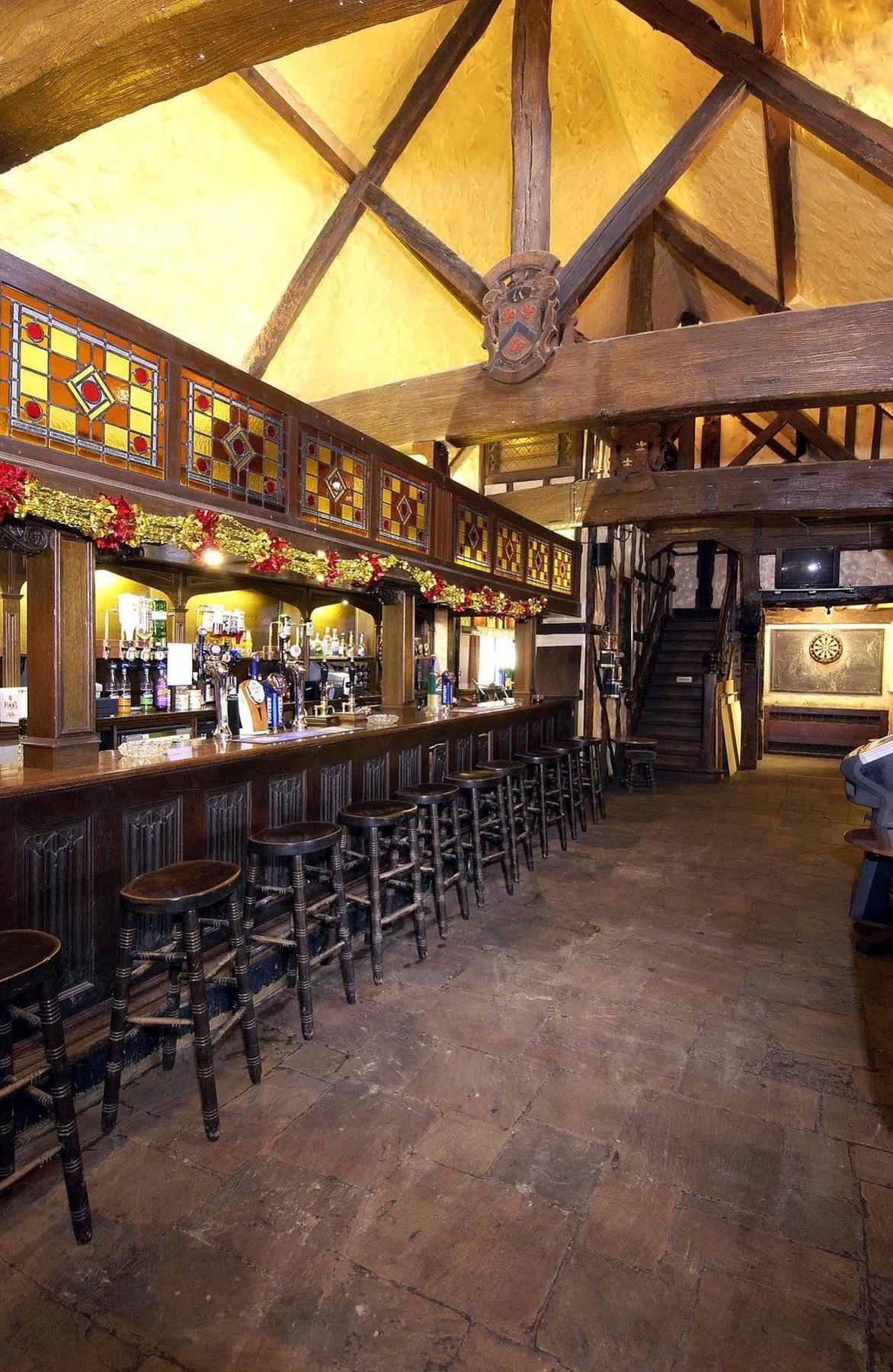 The Horseshoe Inn Herstmonceux Exterior photo